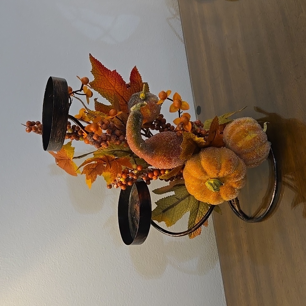 Candle holder